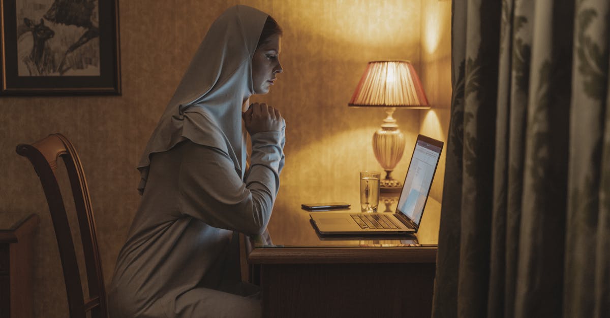 Opportunités de travail à domicile avec Amazon : ce qu’il faut savoir